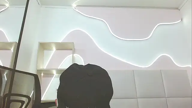 DanntheStiff 网络视讯表演