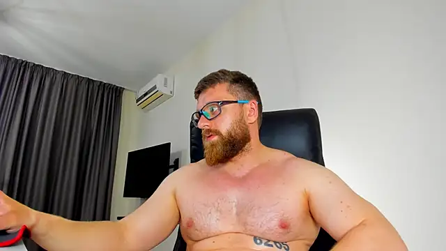 Findom_guy Adlı Modelin Canlı XXX Sohbeti