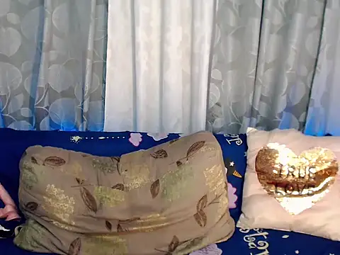 ur_twinkKirk6969 – Kamerová šou
