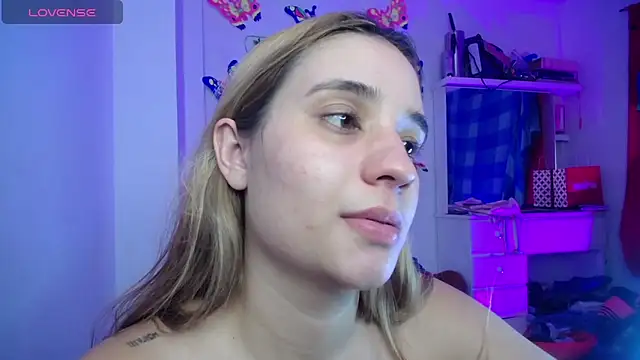 Ambar_lynn01 élő XXX-chatje