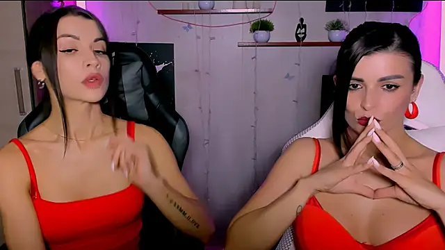 KayWuds Chat XXX in diretta
