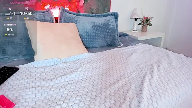 Chat +18 de Cat__Moon__ ao vivo