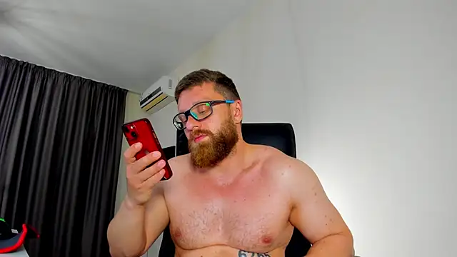 Show modela Findom_guy na web-kameri