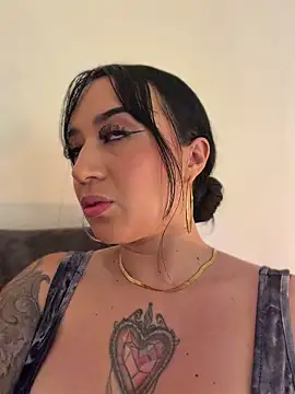 EmmyEvans1 Chat XXX in diretta