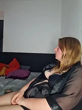 Nadja37 Live XXX-Chat
