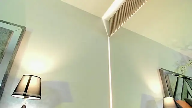 XXX chat uživo modela lia__harry