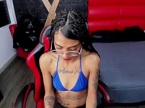 KarlaSlutSkinny__n Live XXX chat