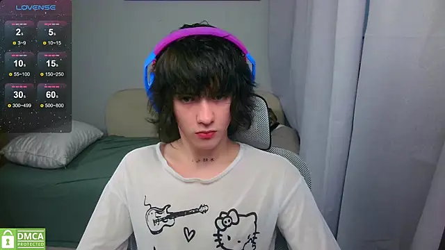 LeonBoykisser's Webcam Show