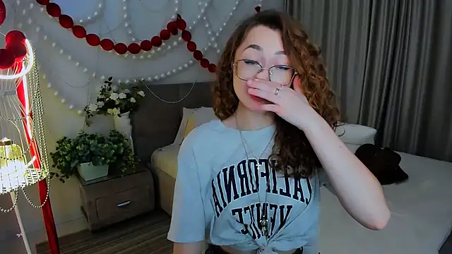 SereneFlame's Live XXX Chat