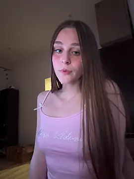 XXX chat uživo modela BellMeow_