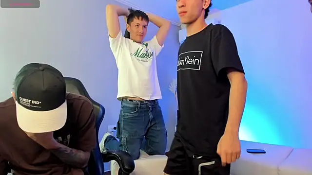 Handsomeboyss19 Chat XXX live