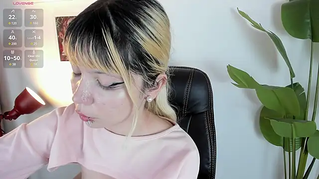 Chat +18 de Laukyubey1 ao vivo