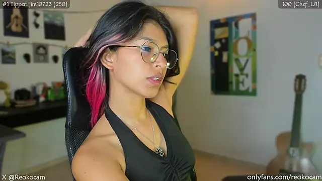 Chat XXX en directo de Reoko_