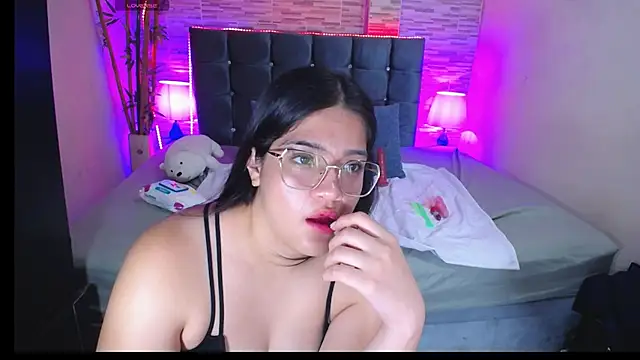 Valeri_hot22: απευθείας συνομιλία ΧΧΧ