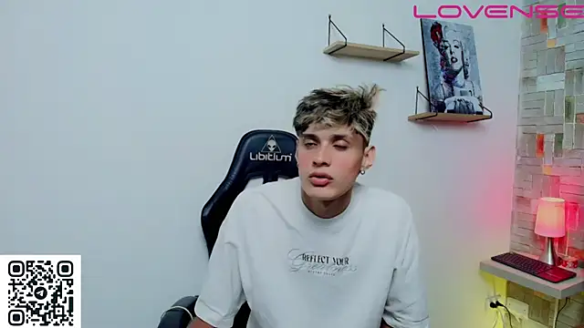 Chat +18 de flaquito___ ao vivo