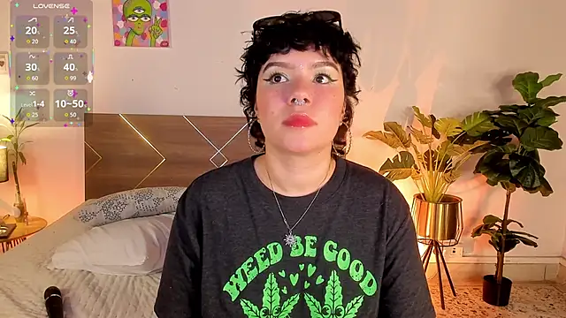 Chat +18 de Amy_art ao vivo