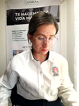 Chat +18 de Valentina--1 ao vivo