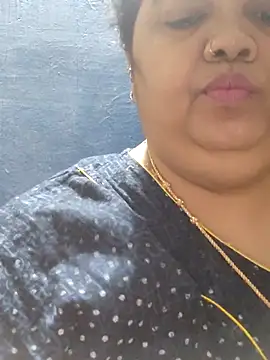 tamilthanushrin Live XXX chat