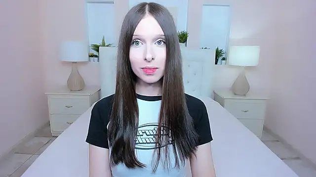 dark_k1tty élő XXX-chatje