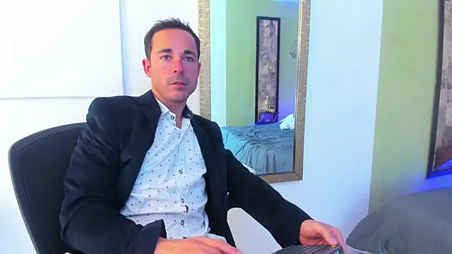 Adams_Sanz live XXX chat