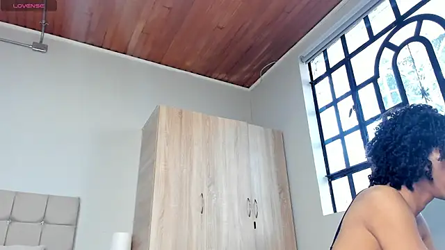Camille_Cedrik's Webcam Show