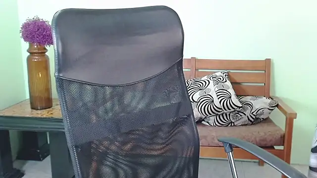 ChalonVera Adlı Modelin Canlı XXX Sohbeti