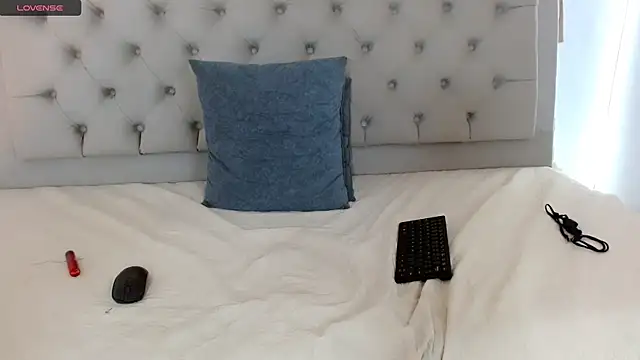 XXX chat uživo modela candy__space