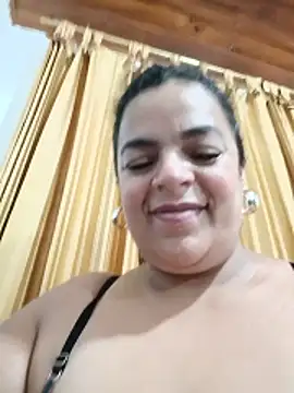 Chat XXX ao vivo de SHARAAY__GOLD
