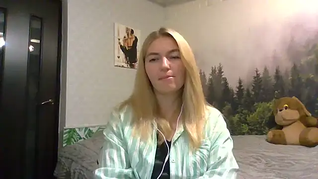 XXX chat uživo modela CandyOLimeX