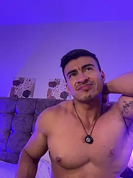 Chris_Clarck Chat XXX live