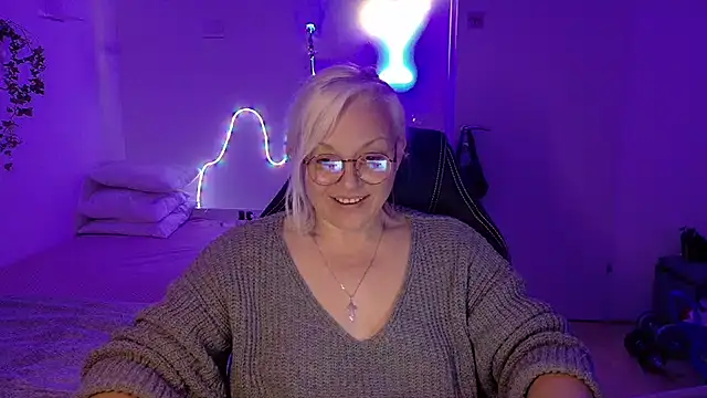 XXX chat uživo modela Linsy_Kim