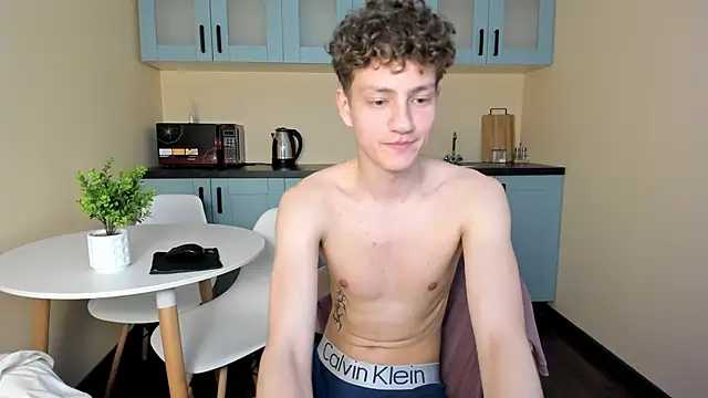 StefanBev Adlı Modelin Web Kamerası Şovu