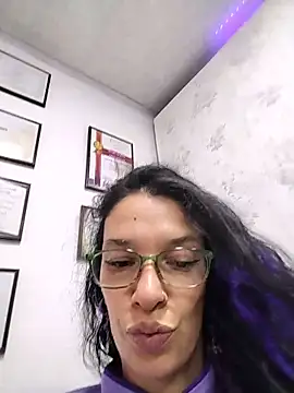 rebekka_simpson 라이브 XXX 채팅