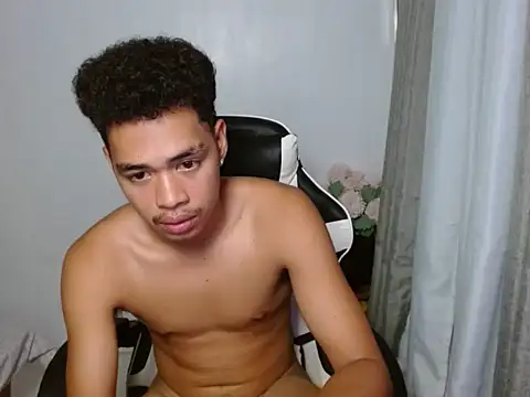 curlyasian_njxx Pertunjukan Webcam