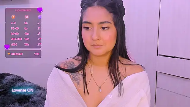ViolettaKai's Live XXX Chat