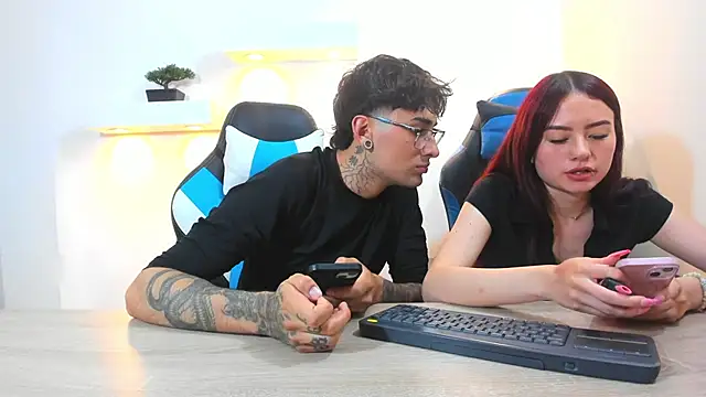 Kenji_n_Rousse Chat XXX live