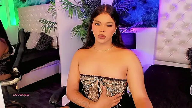 Show de webcam de Keira_Fox31