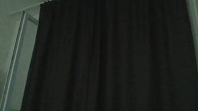 RiaLowelyt Live XXX-chat