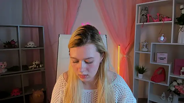 CelestineMauriac – Naživo XXX chat