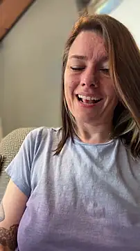 LadyLena1 现场XXX聊天