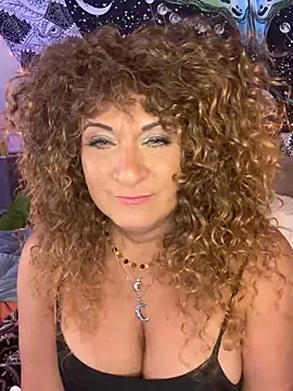 SuzyCatzz Chat XXX live