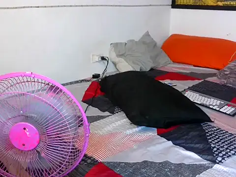 Alexxasexy Show in webcam