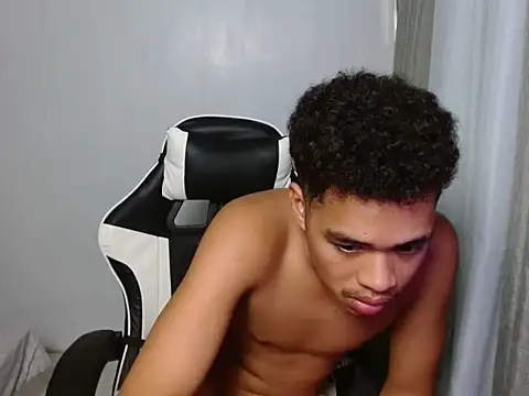 curlyasian_njxx Pertunjukan Webcam