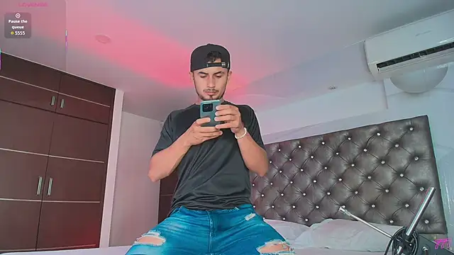Chat XXX en directo de Valentiinoss