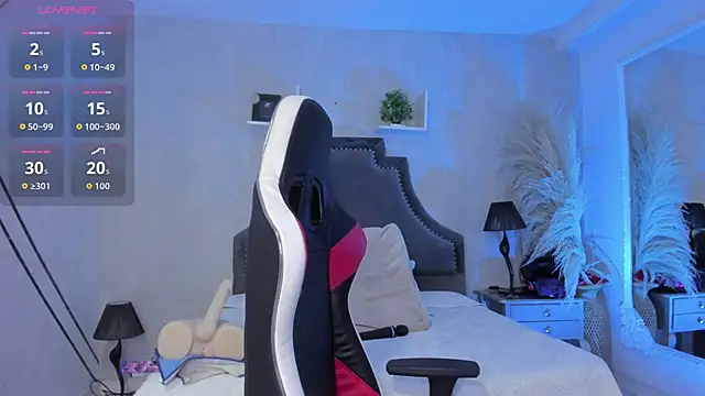 EmiliaRose_ élő XXX-chatje
