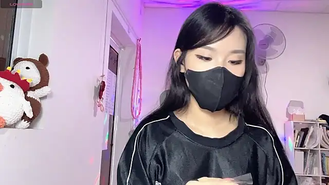 Tieu-May's Live XXX Chat