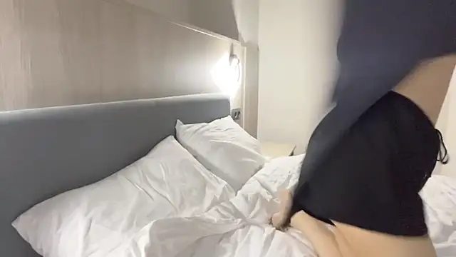 suicid3_yuno Adlı Modelin Canlı XXX Sohbeti
