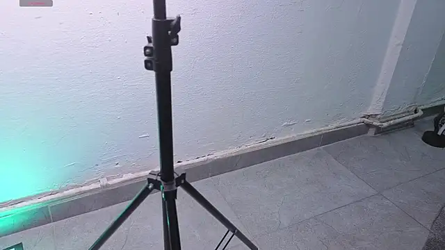 emmaalennox 现场XXX聊天