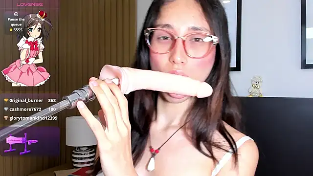 Czat XXX na żywo – doll_bella_