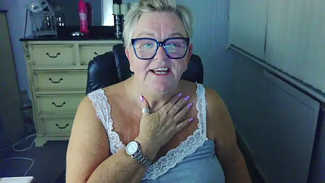 Živý XXX chat BridgetBlueEyes